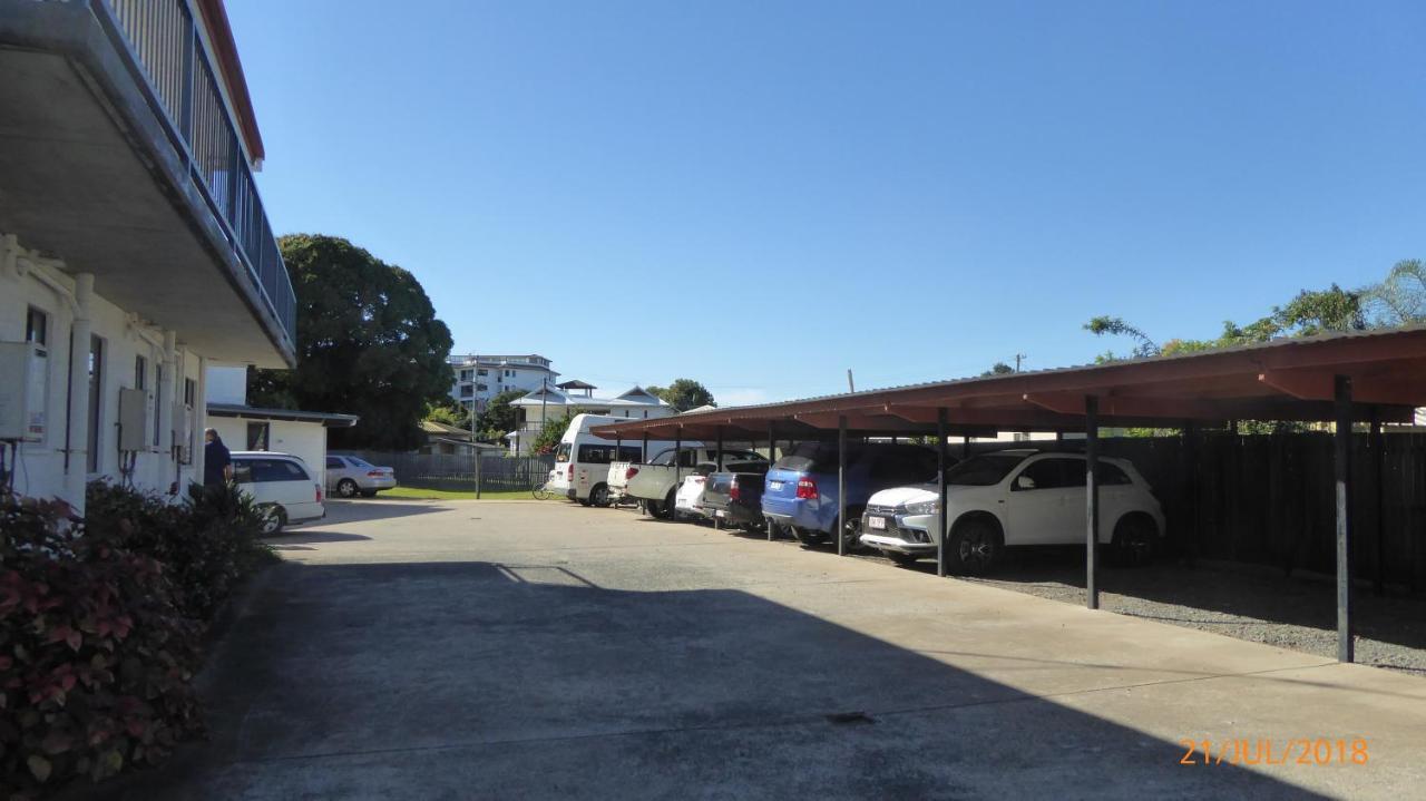 Tower Court Motel Hervey Bay Exterior foto